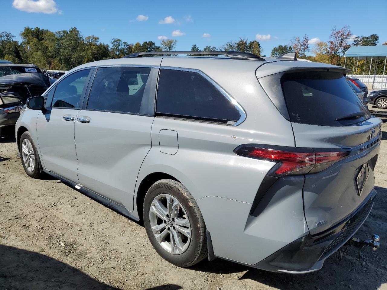 Image 2 of 2023 TOYOTA SIENNA XSE 2023 with VIN 5TDXSKFC7PS075811