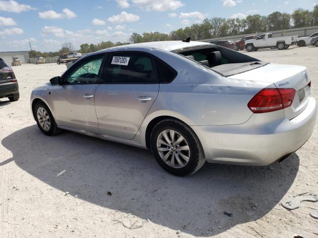 Obraz 2 z 2015 VOLKSWAGEN PASSAT S 2015 z VIN 1VWAS7A32FC021548