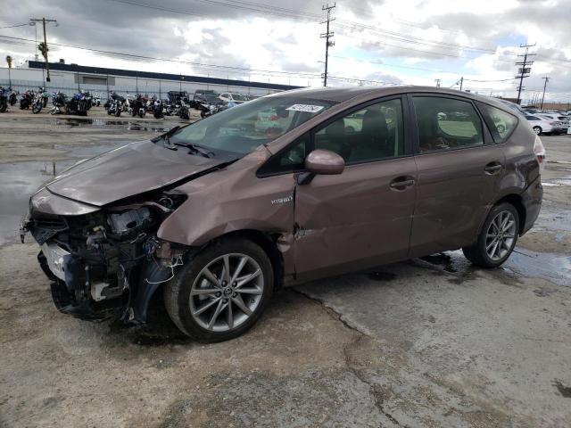 2017 TOYOTA PRIUS V  2017 image