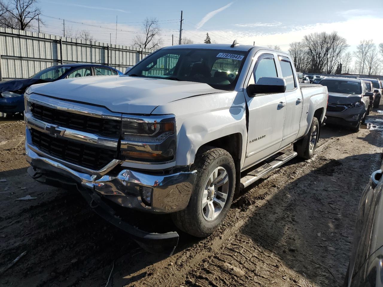 Image 1 of 2016 CHEVROLET SILVERADO K1500 LT 2016 with VIN 1GCVKREC1GZ105658