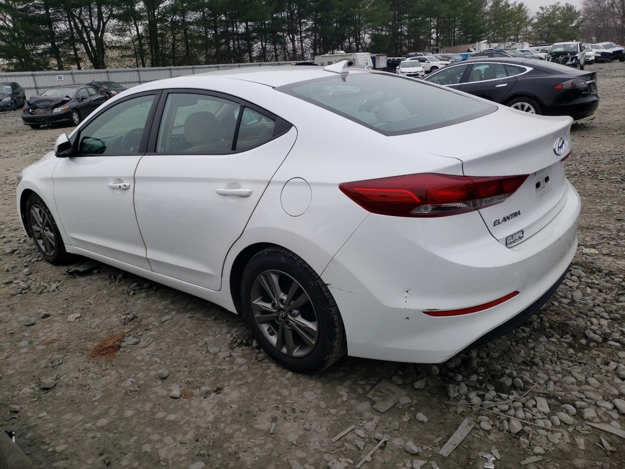 Image 2 of 2017 HYUNDAI ELANTRA SE 2017 with VIN 5NPD84LF0HH210405