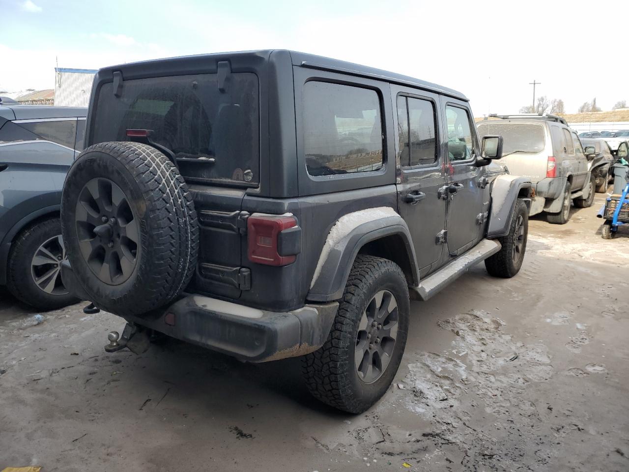 Image 3 of 2018 JEEP WRANGLER UNLIMITED SAHARA 2018 with VIN 1C4HJXENXJW265438