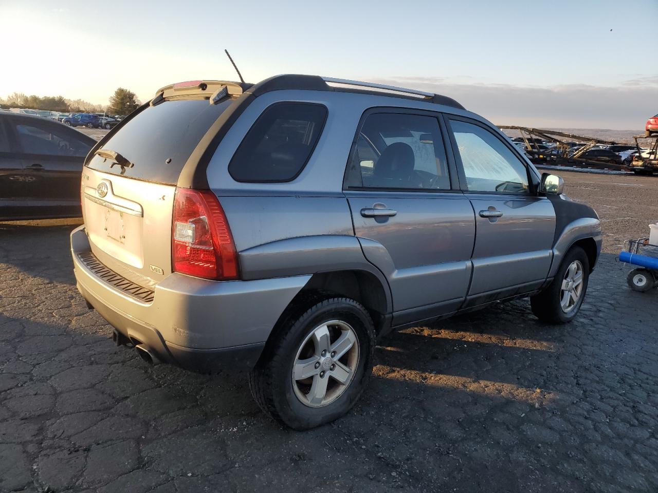 Image 3 of 2009 KIA SPORTAGE LX 2009 with VIN KNDJE723097612659