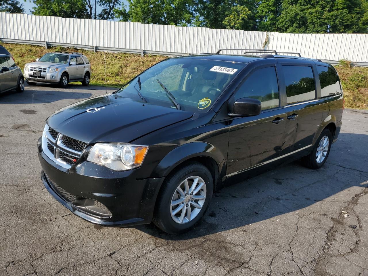 Изображение 1 Dodge Grand Caravan Sxt 2019 с VIN 2C4RDGCG1KR755180