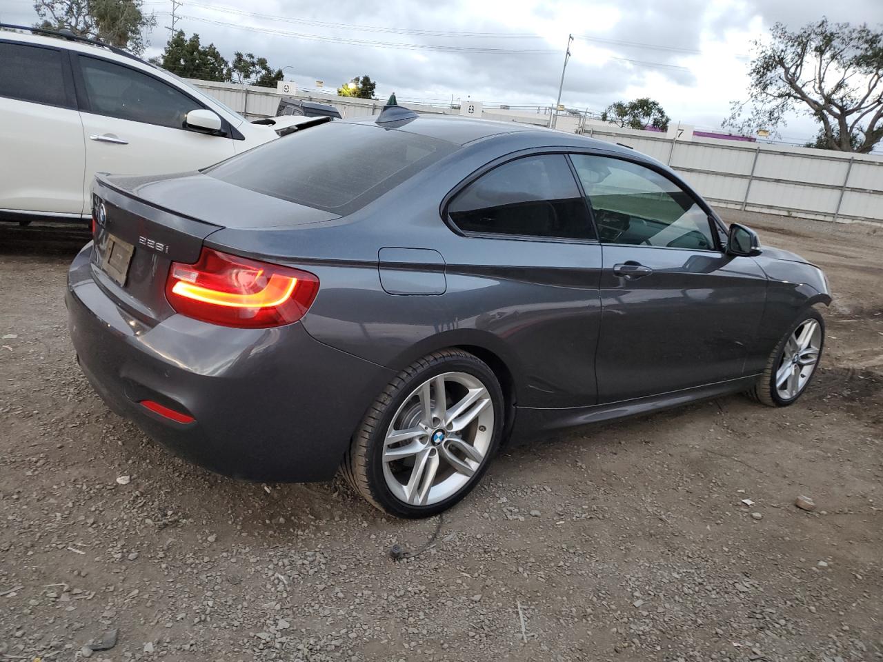 Image 3 of 2015 BMW 228 I SULEV 2015 with VIN WBA1F9C58FVW98736