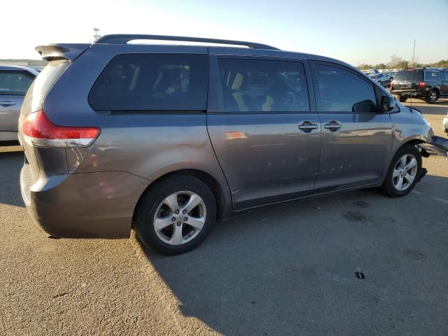Obraz 3 z 2012 TOYOTA SIENNA LE 2012 z VIN 5TDKK3DC0CS248677