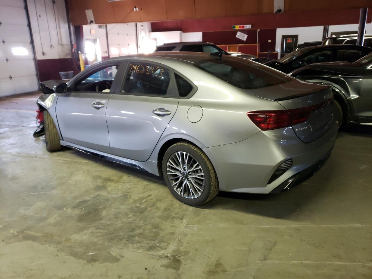 Obraz 2 z 2023 KIA FORTE GT LINE 2023 z VIN 3KPF54AD3PE673077