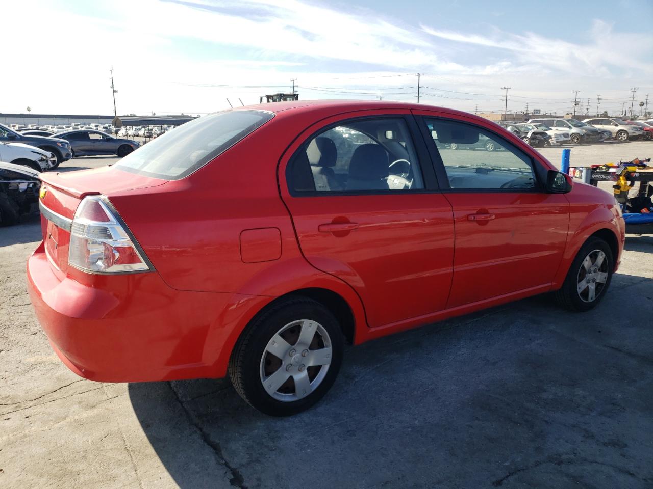 Image 3 of 2010 CHEVROLET AVEO LS 2010 with VIN KL1TD5DE9AB113320