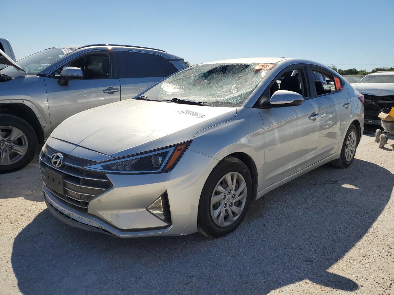 Image 1 of 2019 HYUNDAI ELANTRA SE 2019 with VIN 5NPD74LF3KH460568