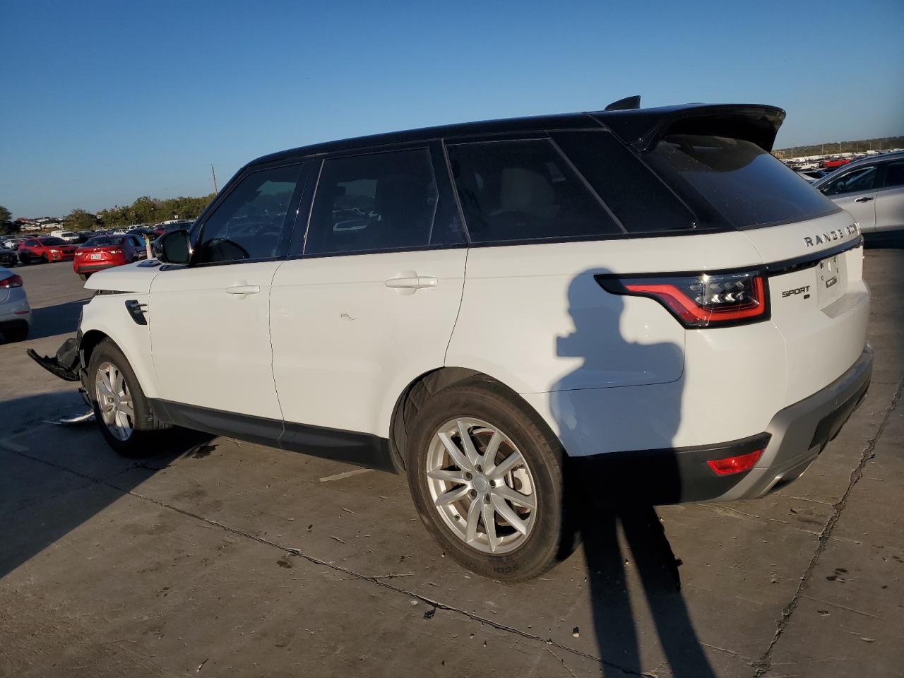 Image 2 of 2022 LAND ROVER RANGE ROVER SPORT SE 2022 with VIN SALWG2SU1NA230075
