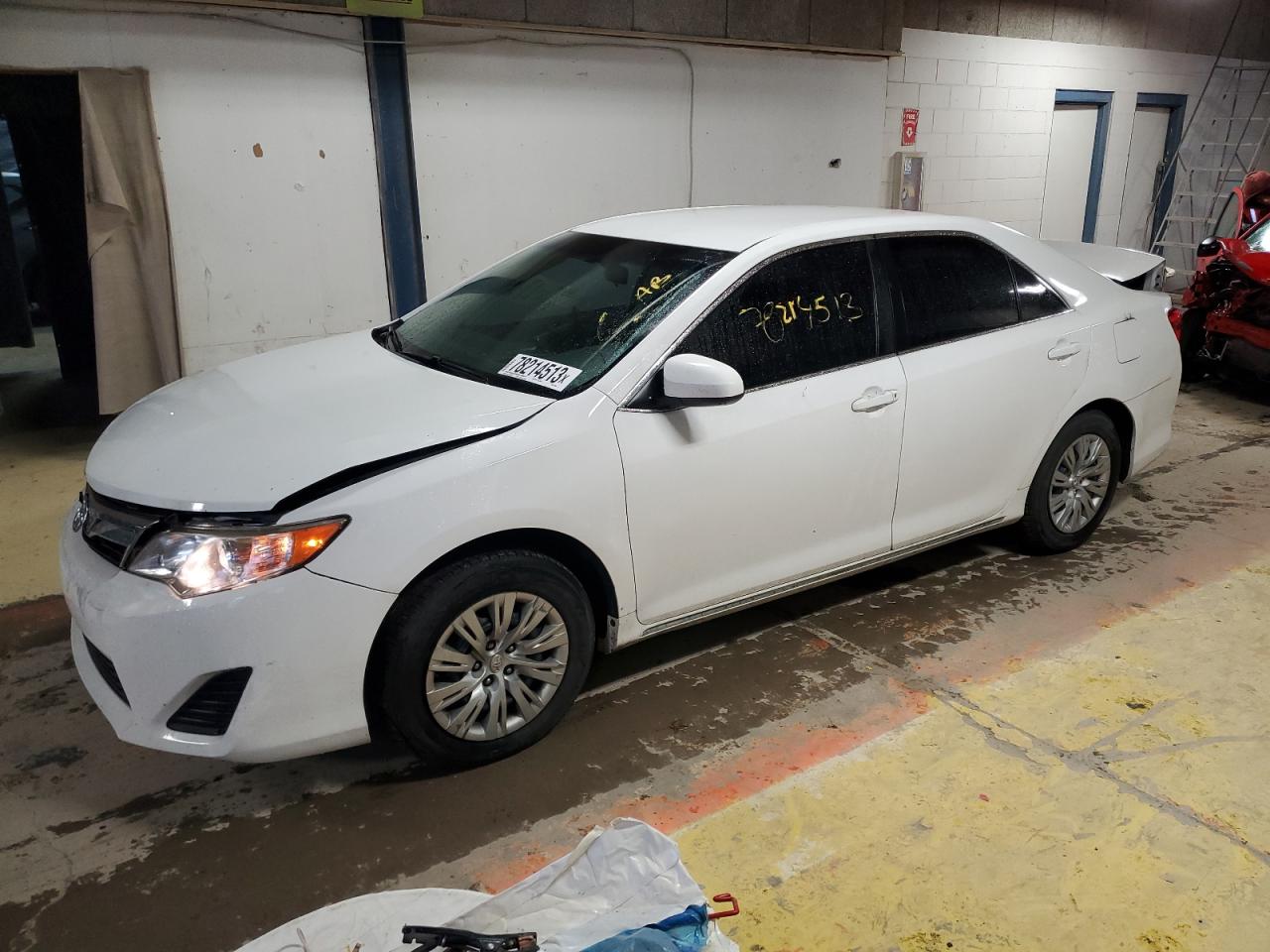 Obraz 2014 TOYOTA CAMRY L 2014