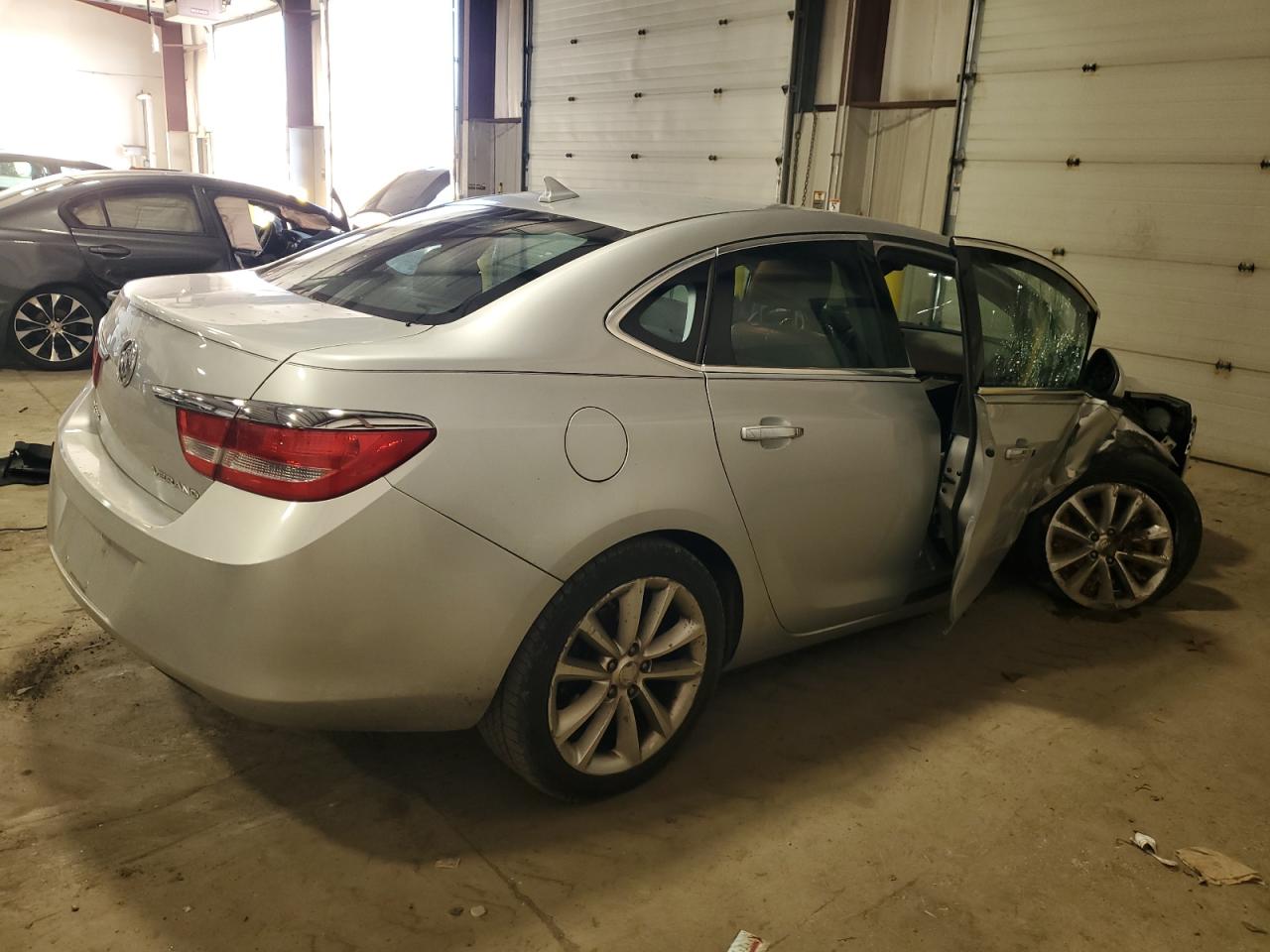 Image 3 of 2012 BUICK VERANO  2012 with VIN 1G4PP5SK4C4232423