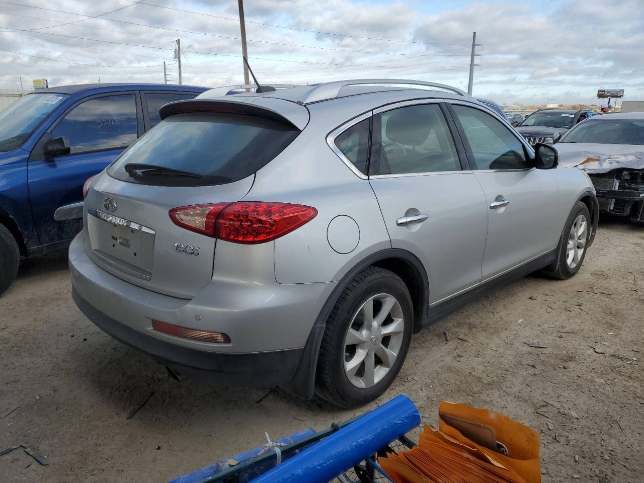 Изображение 3 2011 INFINITI EX35 BASE 2011 с VIN JN1AJ0HP2BM802387