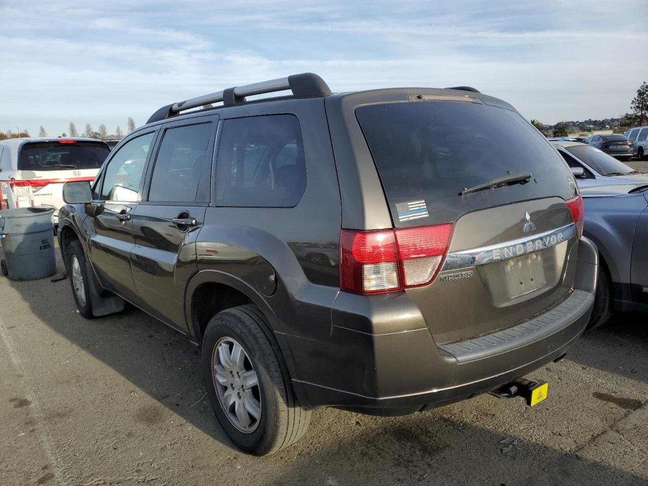 Image 2 of 2011 MITSUBISHI ENDEAVOR LS 2011 with VIN 4A4JN2AS0BE035928