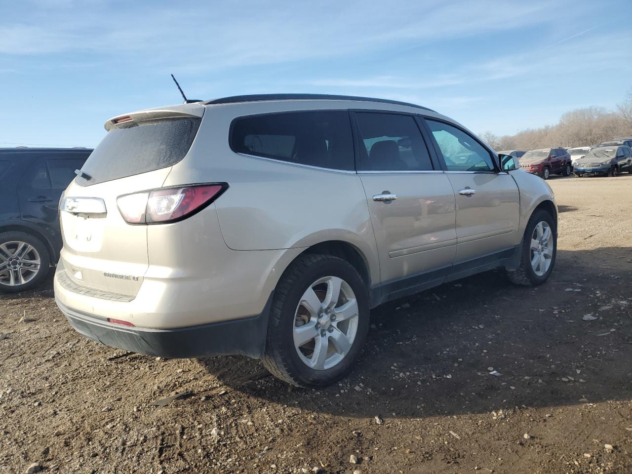 Image 3 of 2016 CHEVROLET TRAVERSE LT 2016 with VIN 1GNKRGKDXGJ254012