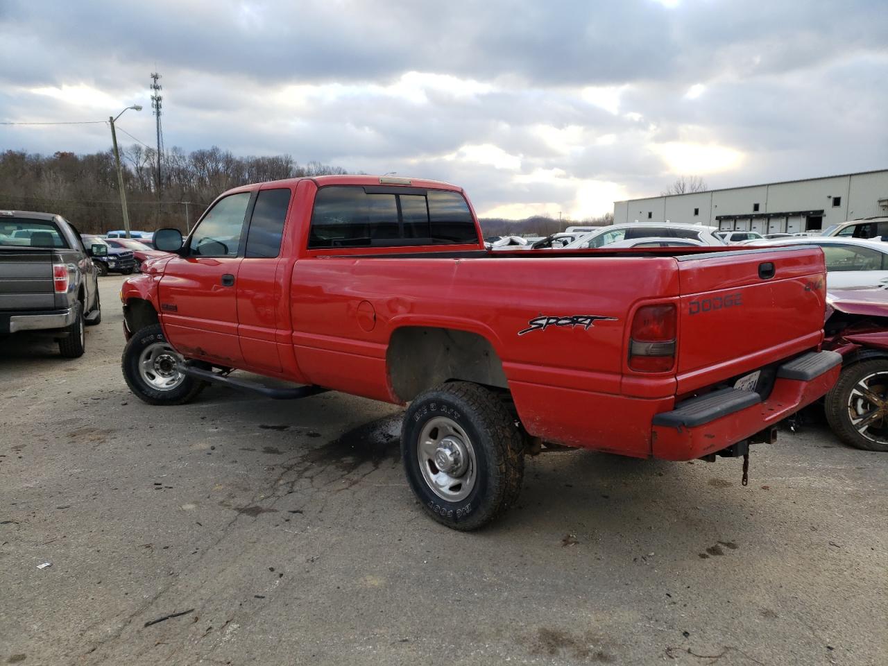 Изображение 2 1998 DODGE RAM 2500  1998 с VIN 1B7KF2366WJ219535