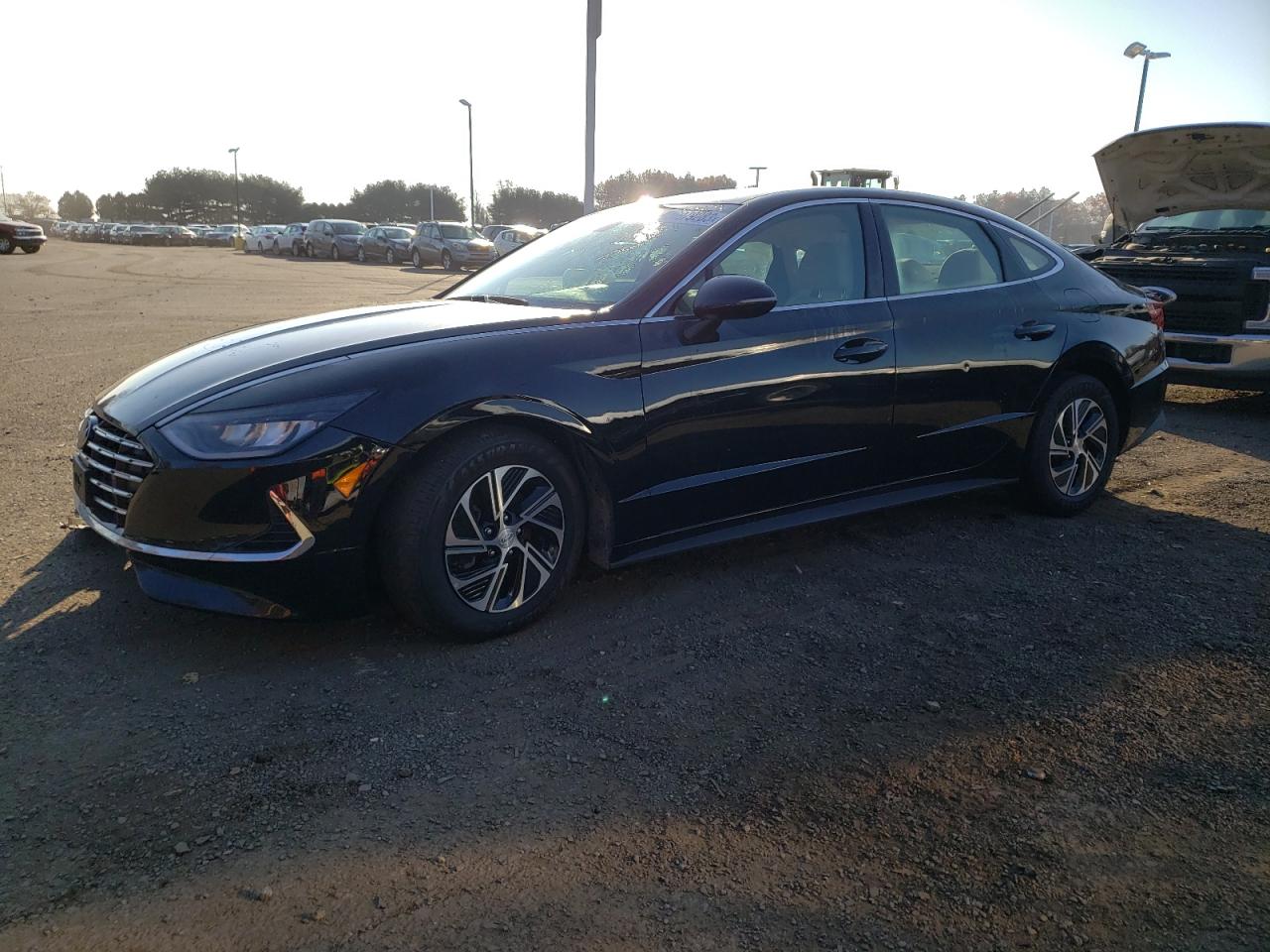 Image 1 of 2021 HYUNDAI SONATA HYBRID 2021 with VIN KMHL24JJ1MA036376