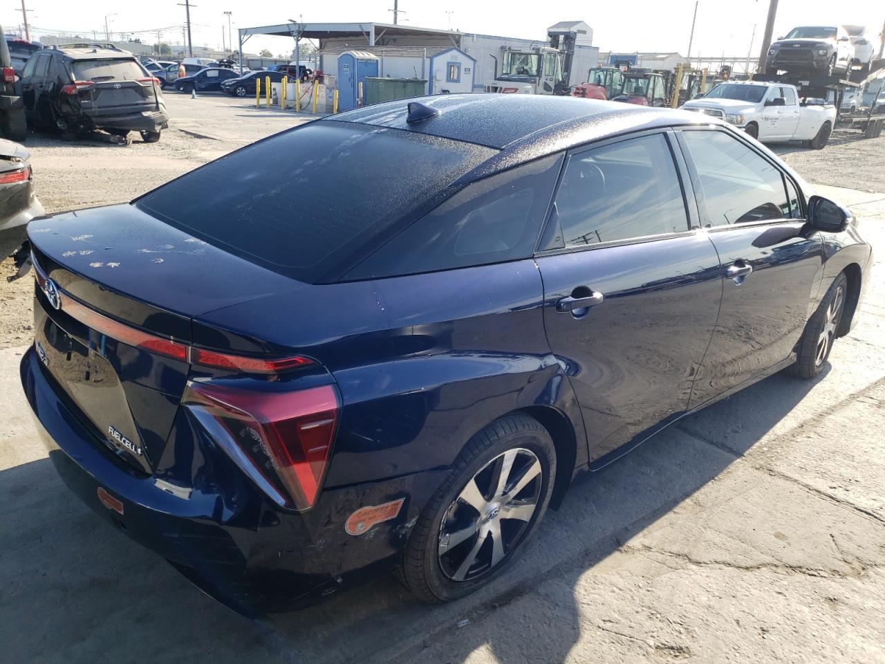 Изображение 3 2019 TOYOTA MIRAI  2019 с VIN JTDBVRBD0KA007638