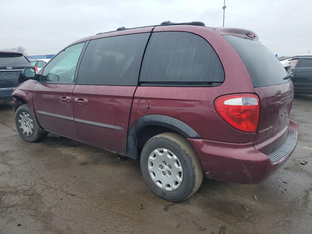 Image 2 of 2002 CHRYSLER VOYAGER LX 2002 with VIN 1C4GJ45342B580446