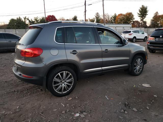 Image 3 of 2016 VOLKSWAGEN TIGUAN S 2016 with VIN WVGBV7AX7GW581112