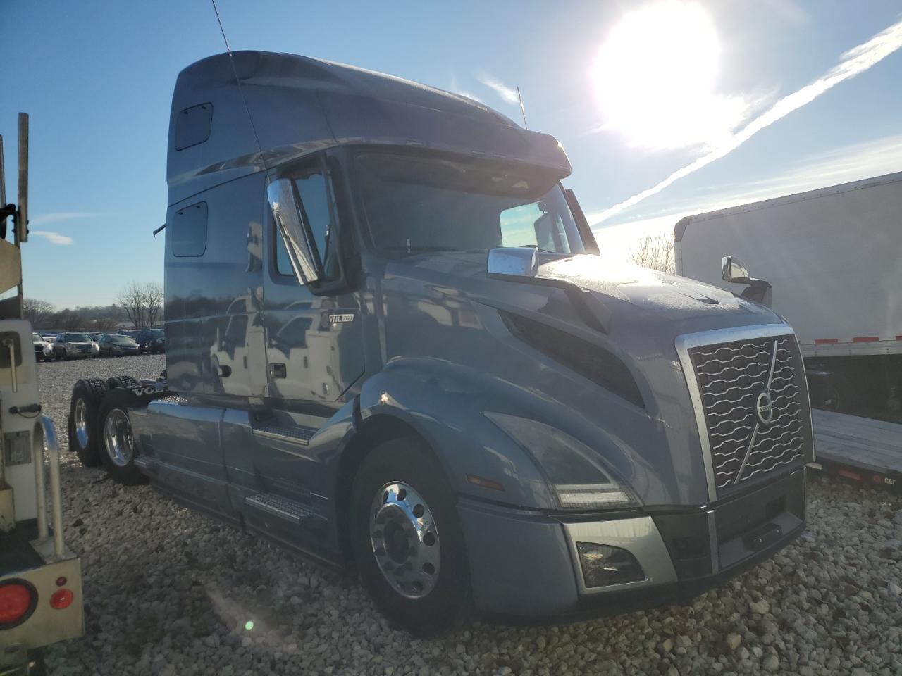 Изображение 1 2024 VOLVO VN VNL 2024 с VIN 4V4NC9EH4RN645187