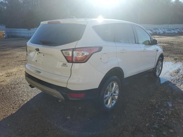 Image 3 of 2017 FORD ESCAPE SE 2017 with VIN 1FMCU0GD0HUB05292