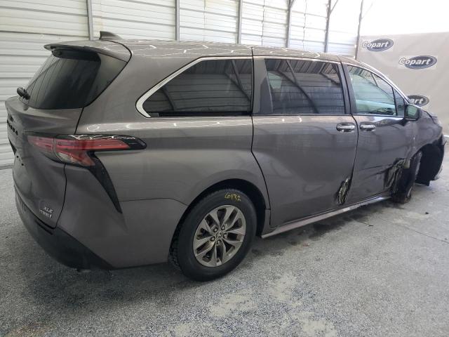Obraz 3 z 2021 TOYOTA SIENNA XLE 2021 z VIN 5TDYRKEC5MS030301
