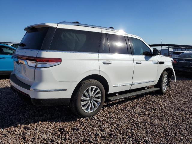 Obraz 3 z 2022 LINCOLN NAVIGATOR  2022 z VIN 5LMJJ2MTXNEL12766