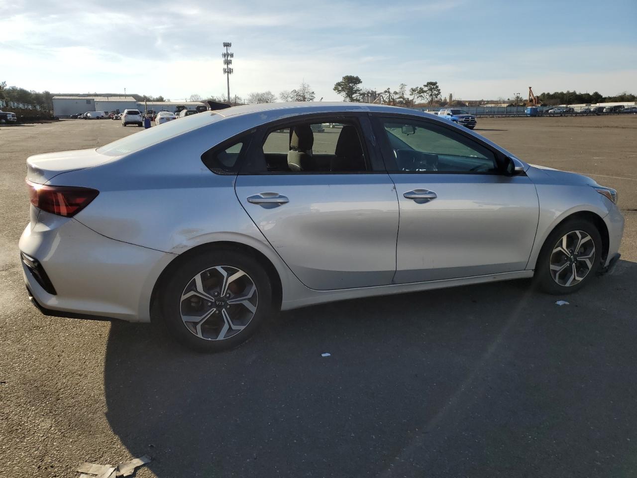 Image 3 of 2020 KIA FORTE FE 2020 with VIN 3KPF24AD3LE151150