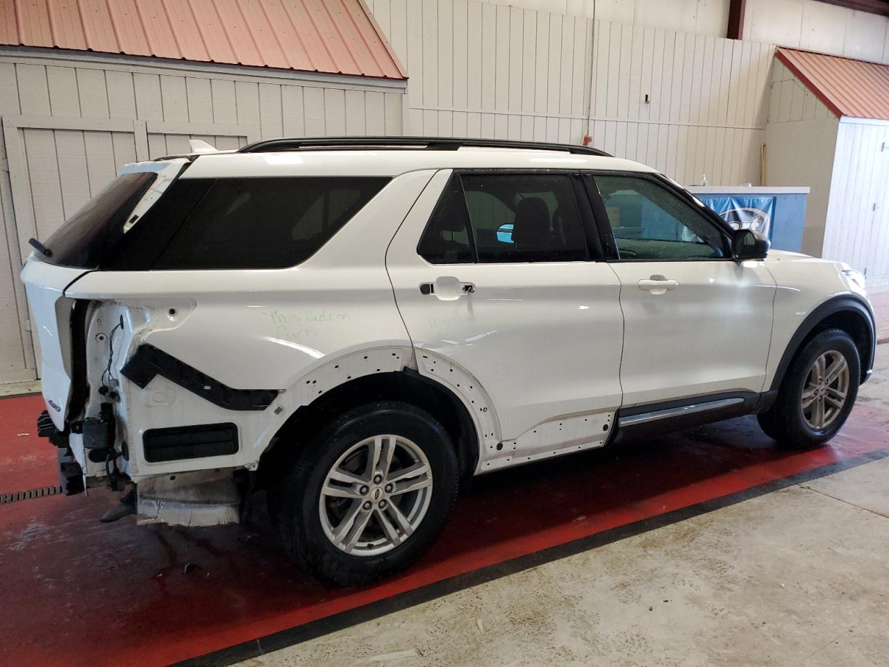 Image 3 of 2021 FORD EXPLORER XLT 2021 with VIN 1FMSK8DH0MGB00626