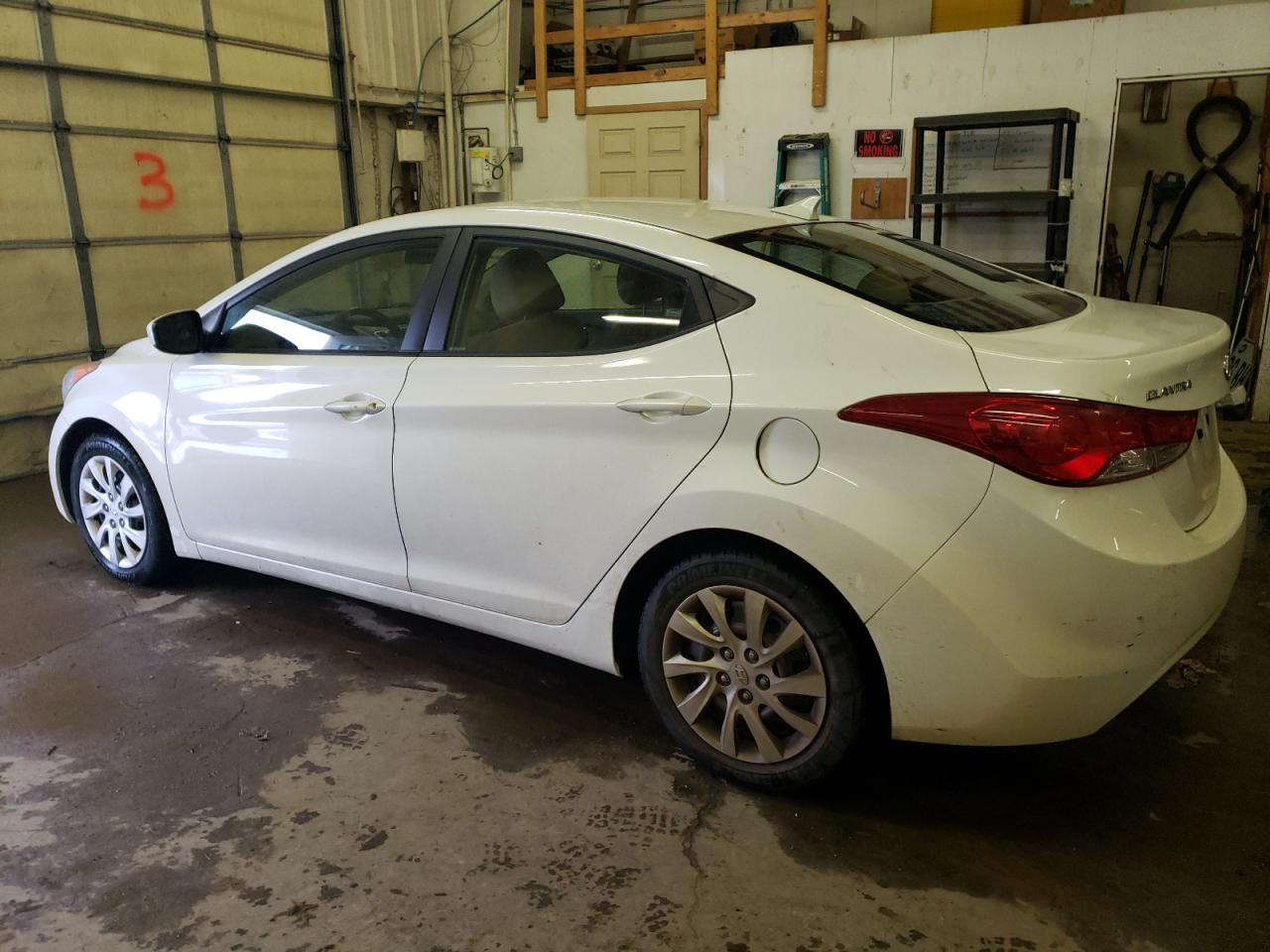 Obraz 2 z 2012 HYUNDAI ELANTRA GLS 2012 z VIN 5NPDH4AE9CH071099