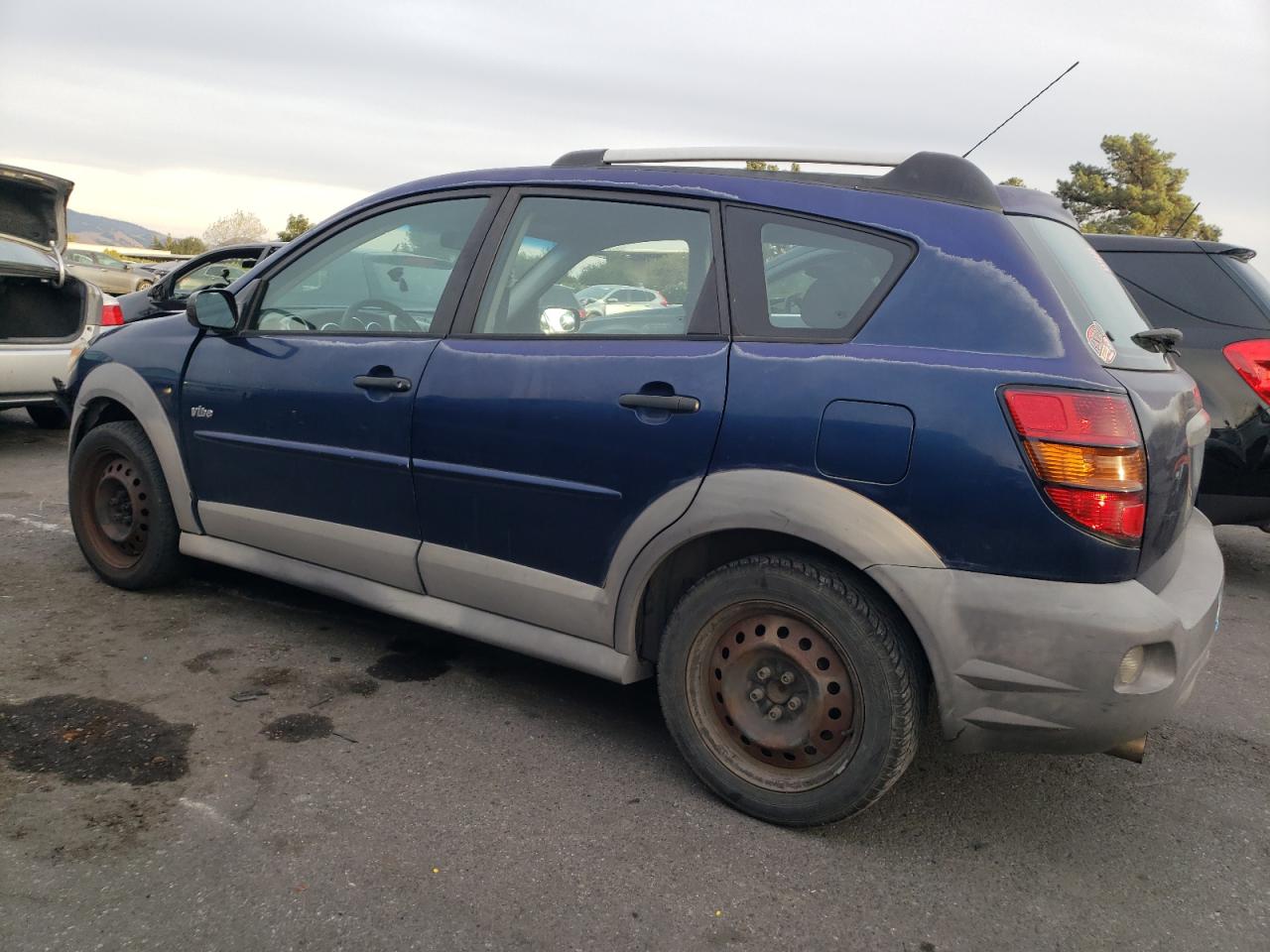 Image 2 of 2005 PONTIAC VIBE  2005 with VIN 5Y2SL63885Z471613