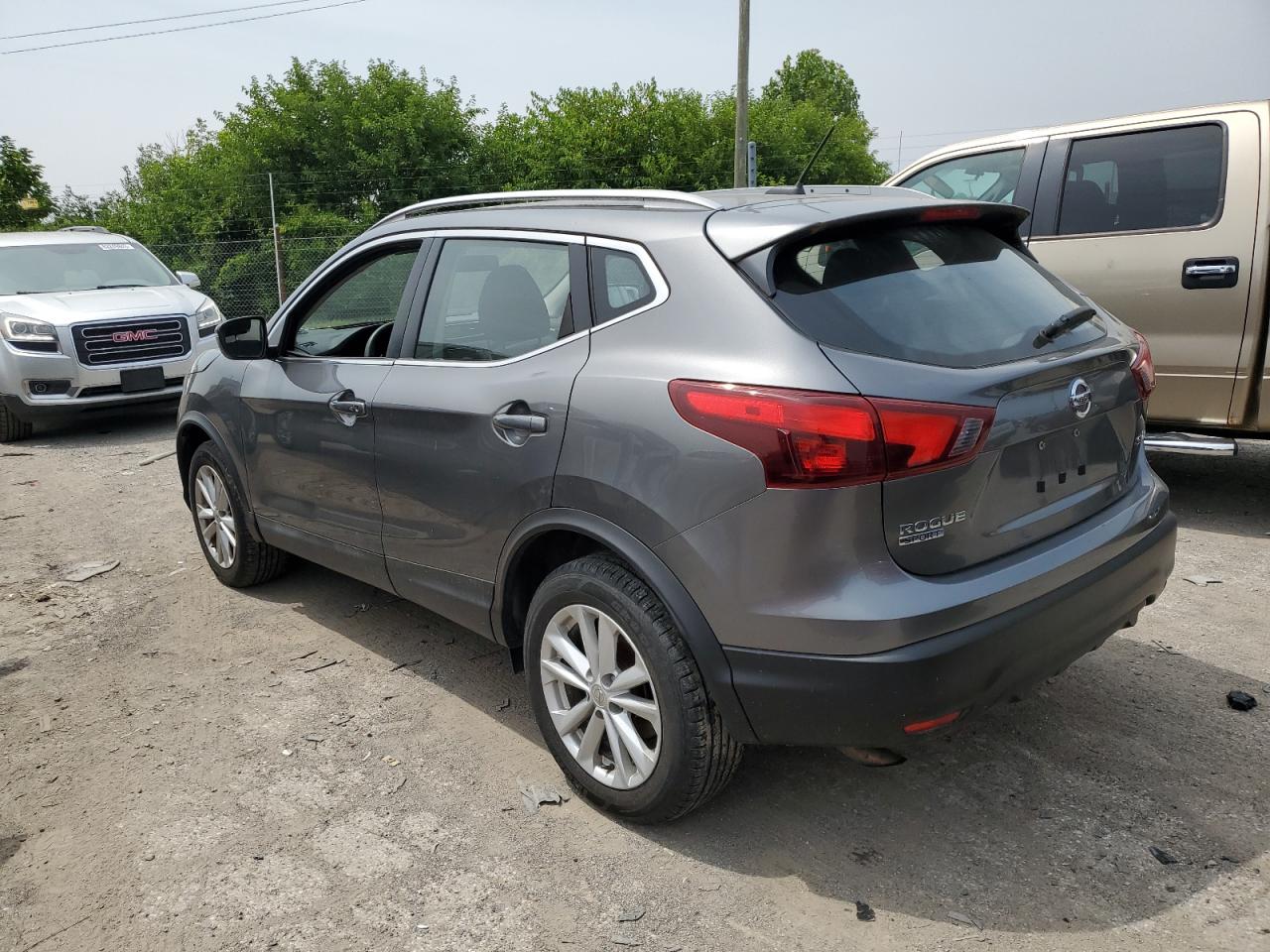 Obraz 2 z 2017 NISSAN ROGUE SPORT S 2017 z VIN JN1BJ1CRXHW142728