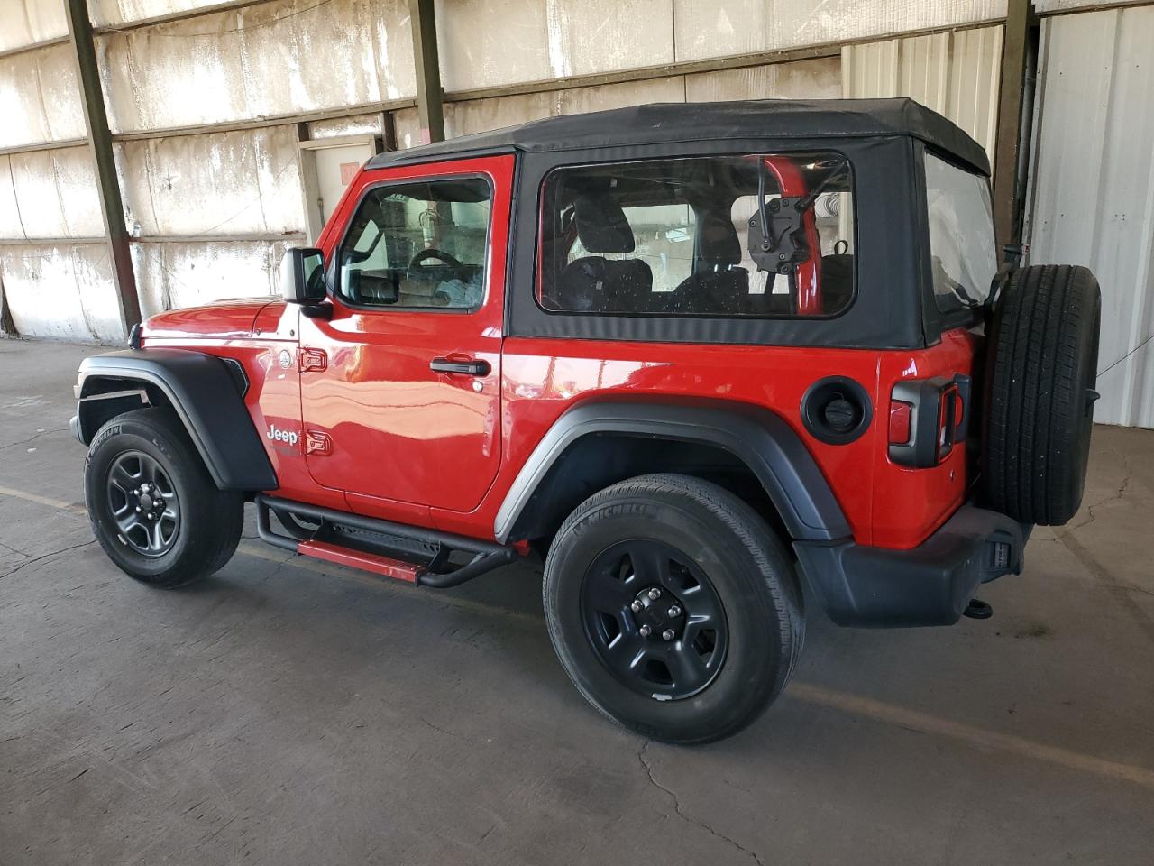 Obraz 2 z 2020 JEEP WRANGLER SPORT 2020 z VIN 1C4GJXAN8LW300563