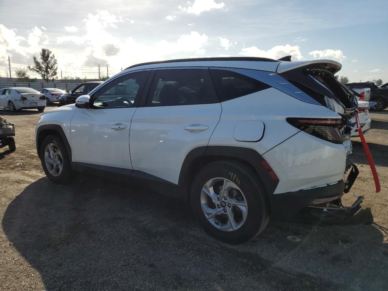 Image 2 of 2022 HYUNDAI TUCSON SEL 2022 with VIN 5NMJB3AE0NH125050