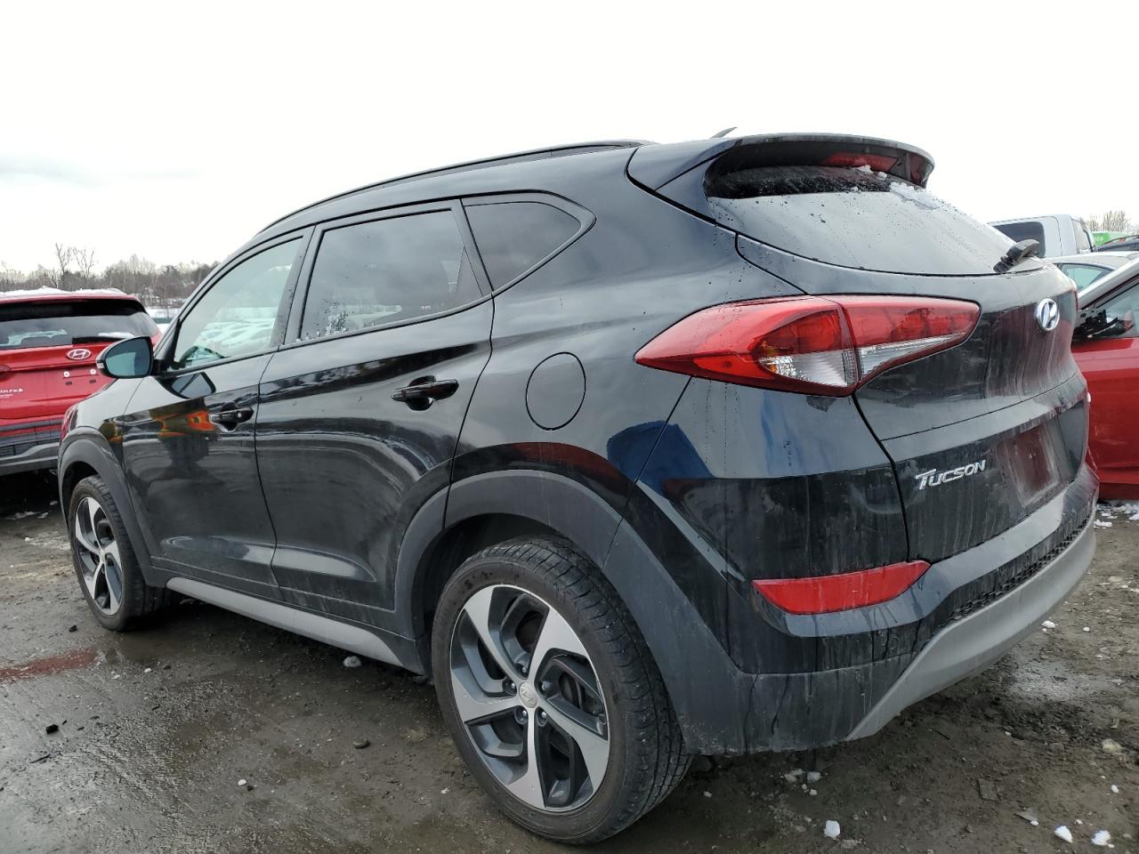 Изображение 2 2018 HYUNDAI TUCSON VALUE 2018 с VIN KM8J3CA20JU681960