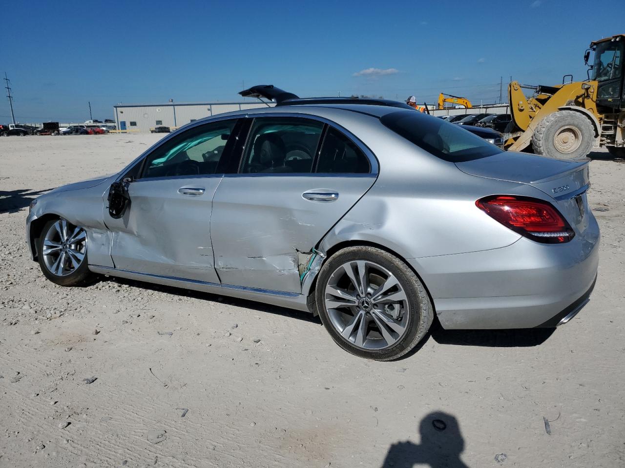 Изображение 2 2020 MERCEDES-BENZ C 300 2020 с VIN W1KWF8DB4LR572259