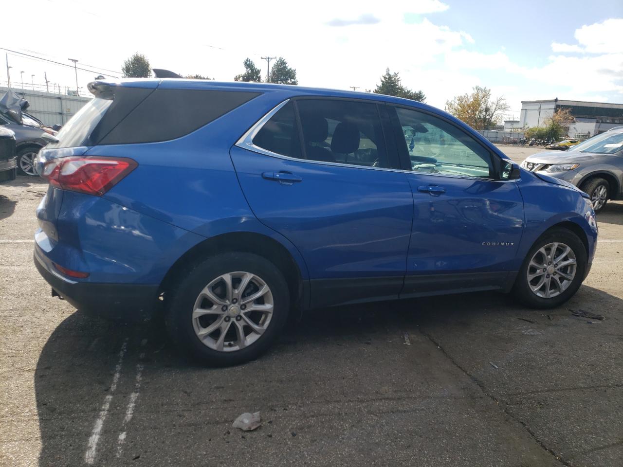 Image 3 of 2019 CHEVROLET EQUINOX LT 2019 with VIN 3GNAXKEV4KS514355