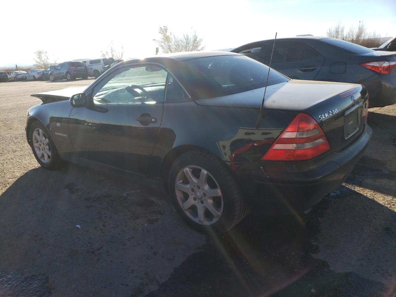 Obraz 2 z 1998 MERCEDES-BENZ SLK 230 KOMPRESSOR 1998 z VIN WDBKK47F0WF062457