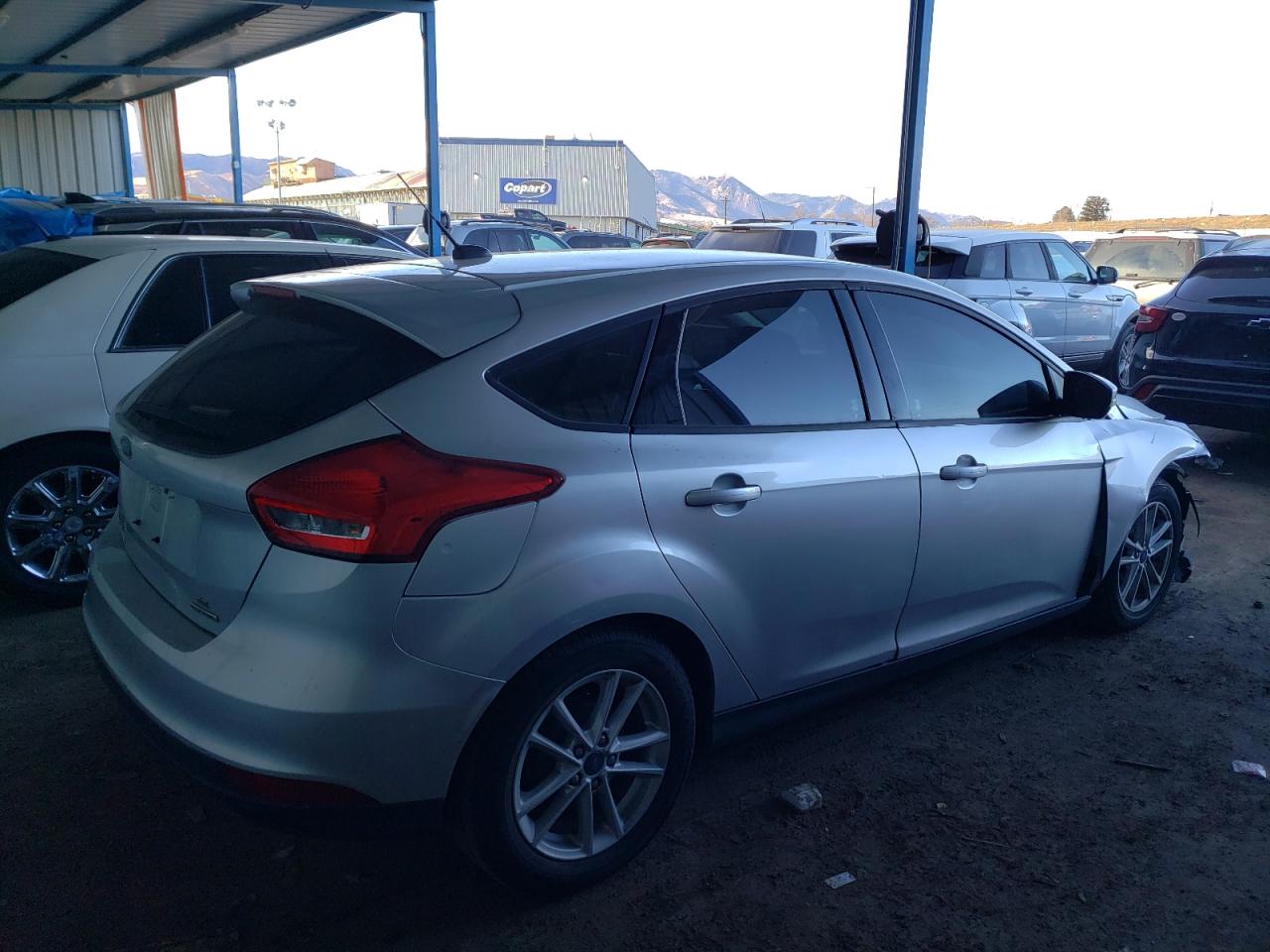 Obraz 3 z 2016 FORD FOCUS SE 2016 z VIN 1FADP3K26GL293625