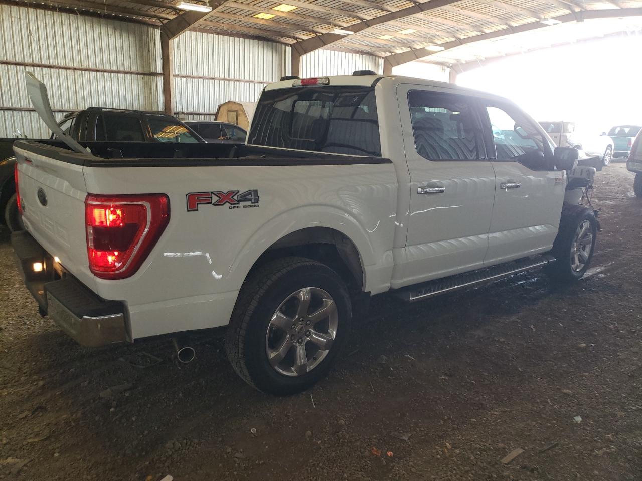 Изображение 3 2022 FORD F150 SUPERCREW 2022 с VIN 1FTFW1E56NKF10643