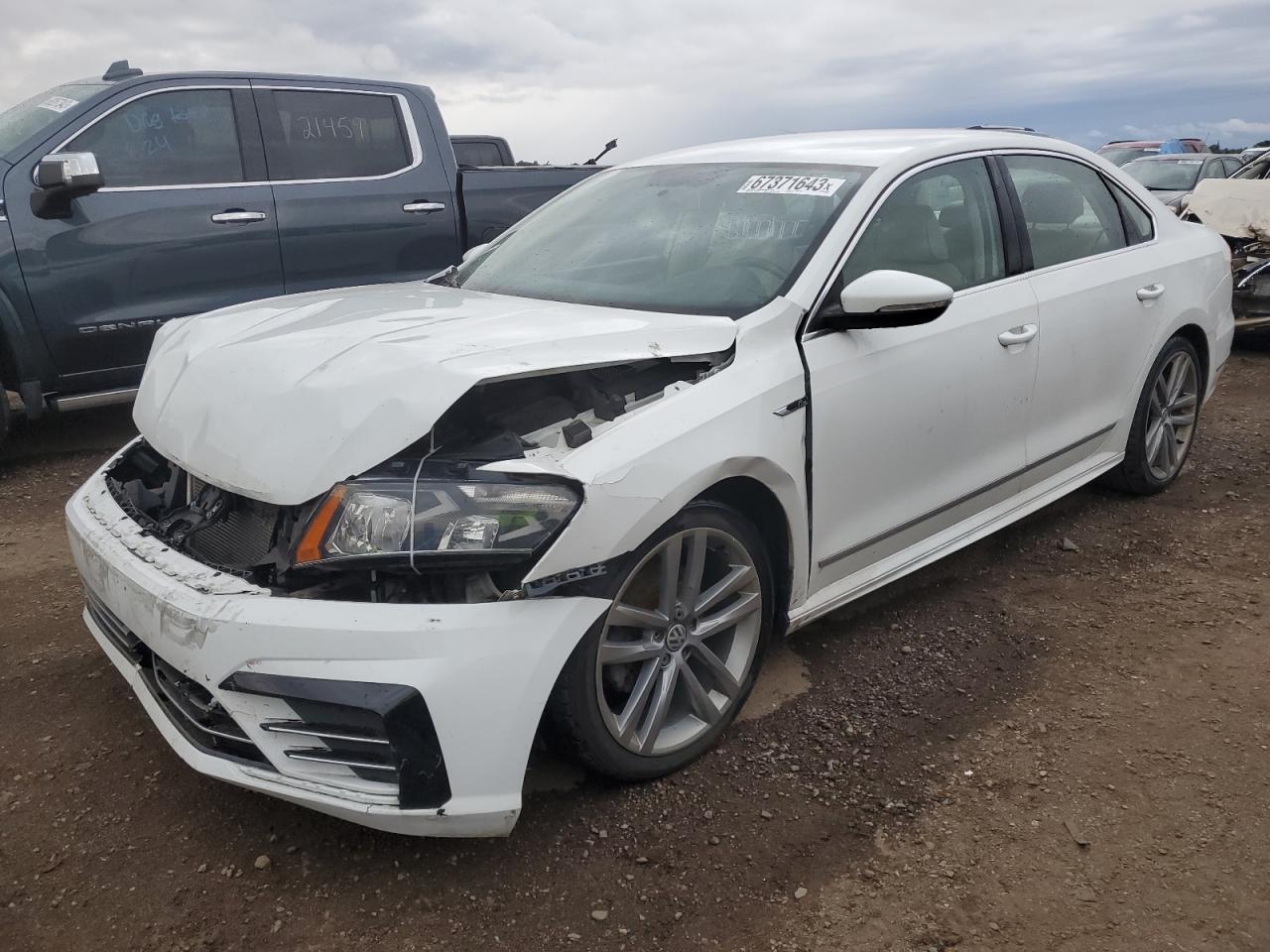 Image 1 of 2017 VOLKSWAGEN PASSAT R-LINE 2017 with VIN 1VWDT7A33HC021121