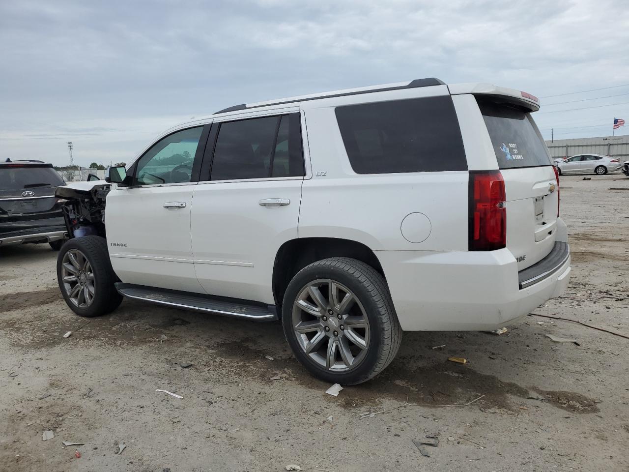Obraz 2 z 2016 CHEVROLET TAHOE C1500 LTZ 2016 z VIN 1GNSCCKC7GR294549