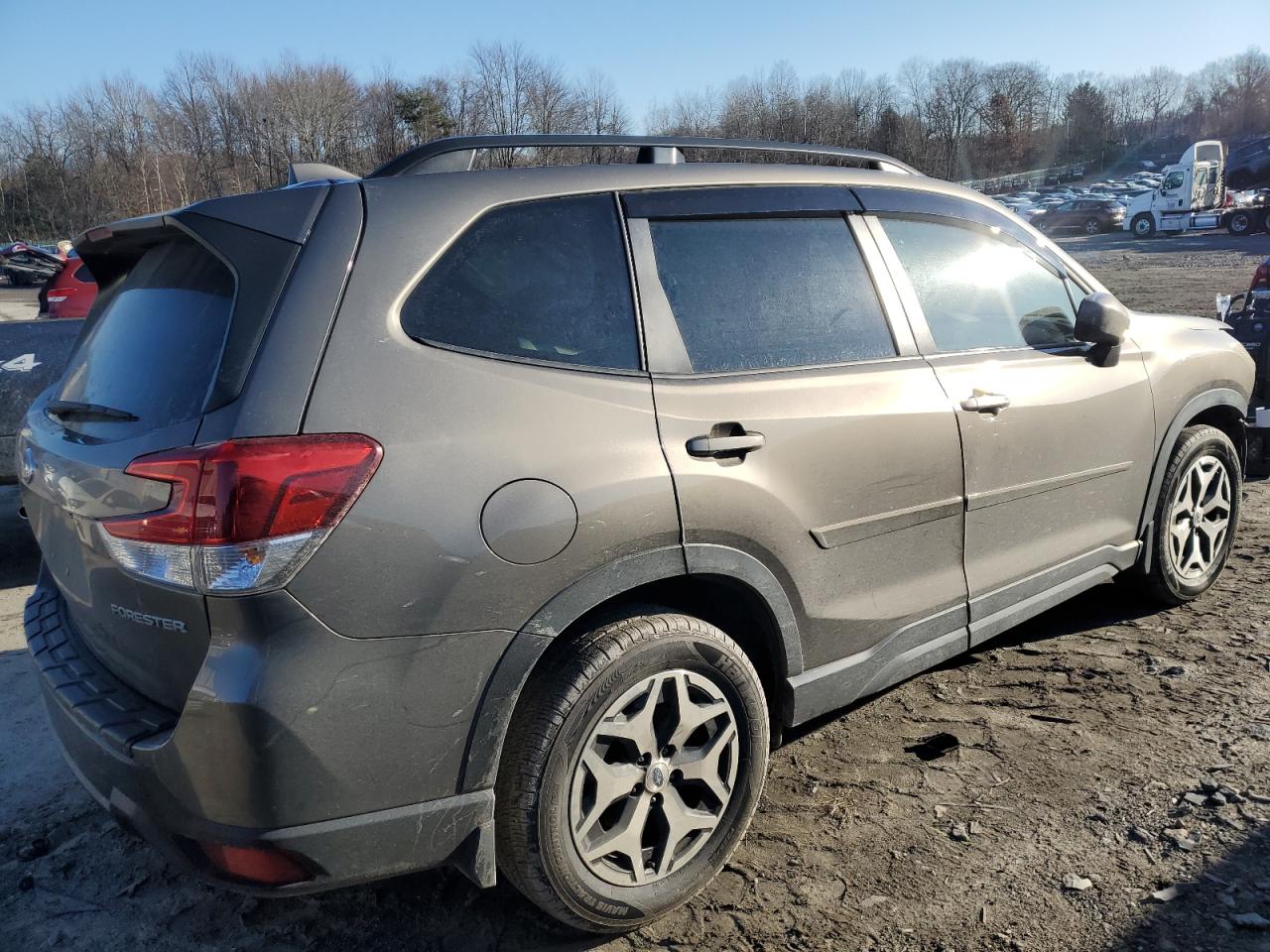 Obraz 3 z 2021 SUBARU FORESTER PREMIUM 2021 z VIN JF2SKAFC3MH475466
