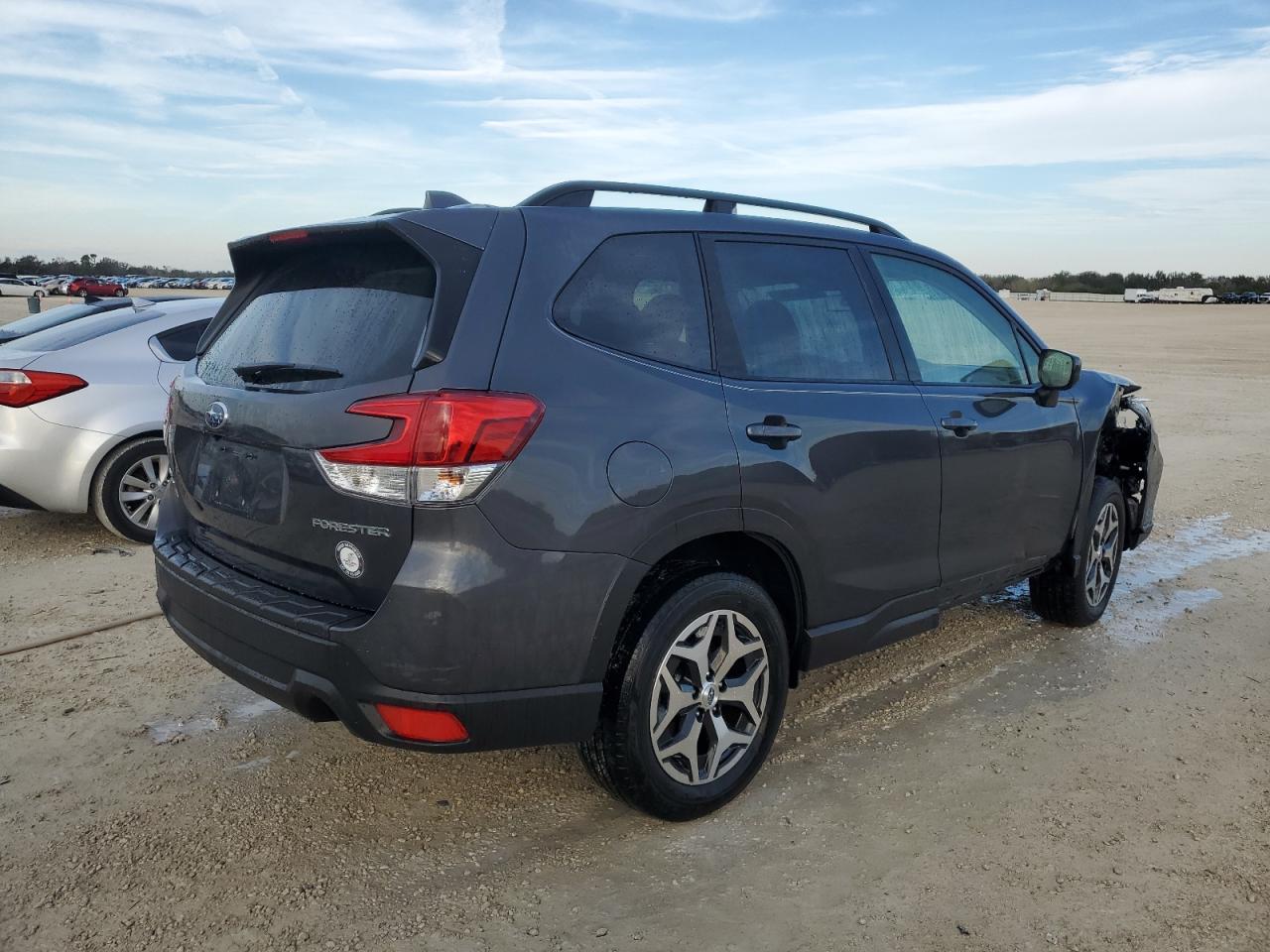 Image 3 of 2020 SUBARU FORESTER PREMIUM 2020 with VIN JF2SKAJC1LH526842