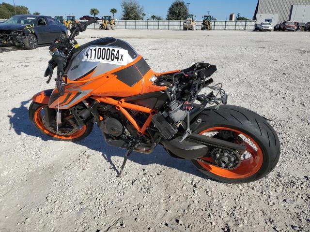 Image 3 of 2022 KTM 1290 SUPER DUKE R 2022 with VIN VBKV39407NM955680