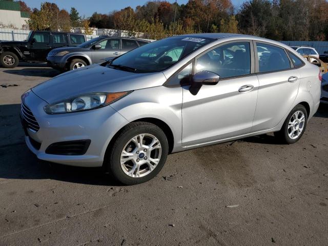 Изображение 2015 FORD FIESTA SE 2015