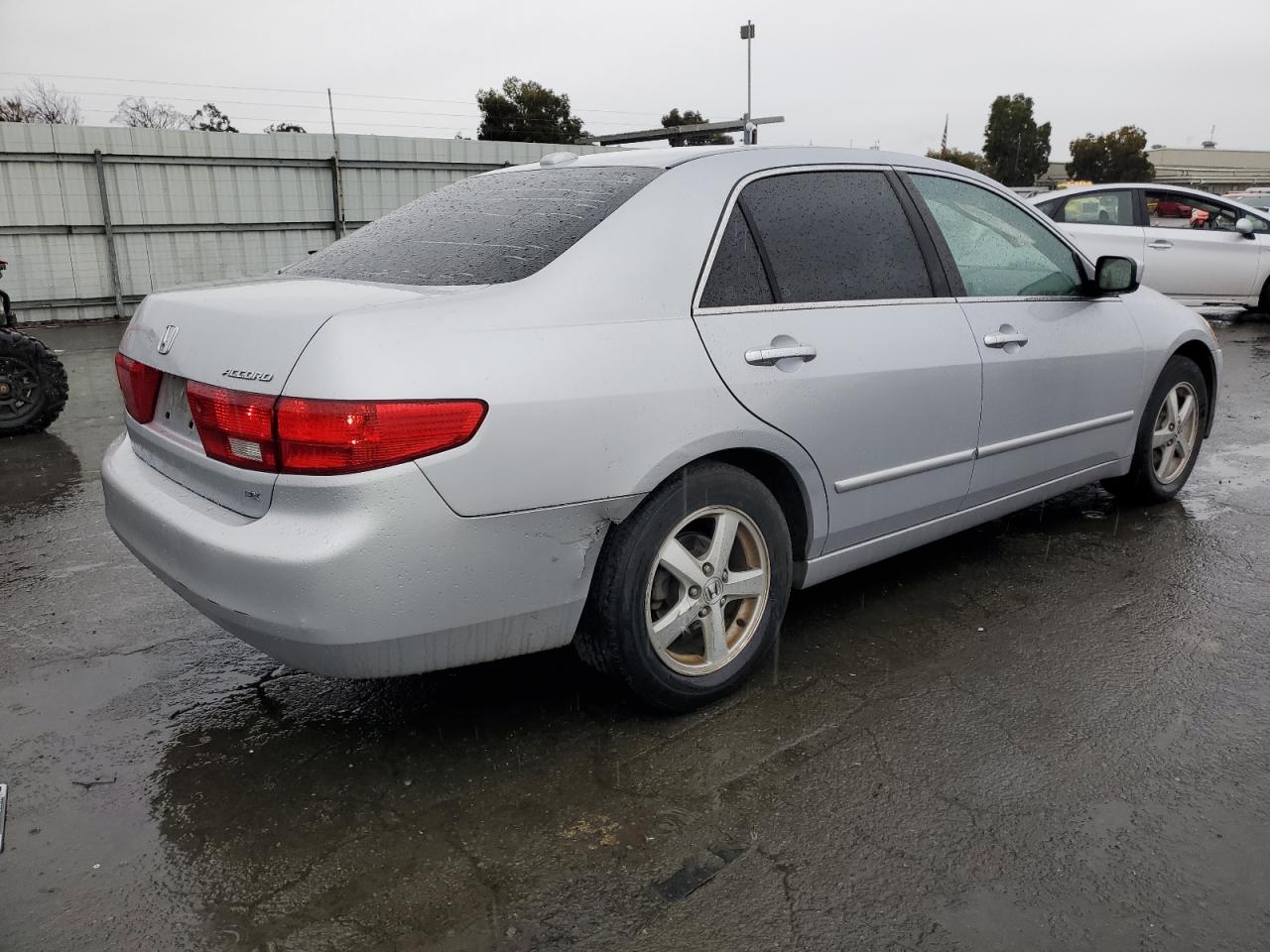 Image 3 of 2005 HONDA ACCORD EX 2005 with VIN 1HGCM56895A083670