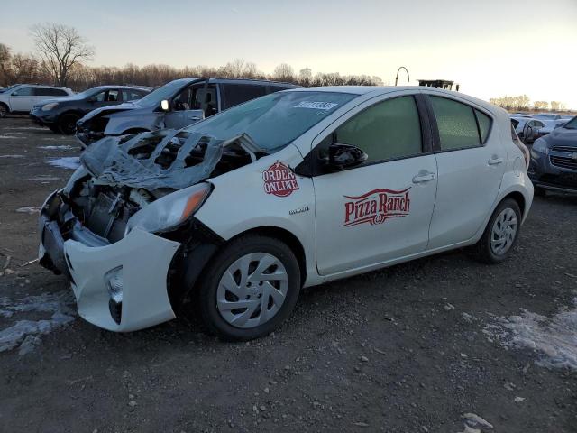 2016 TOYOTA PRIUS C  2016 image