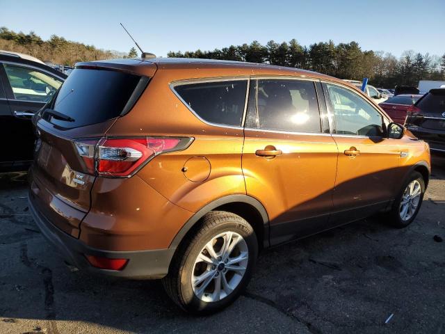 Image 3 of 2017 FORD ESCAPE SE 2017 with VIN 1FMCU0GD7HUA10017